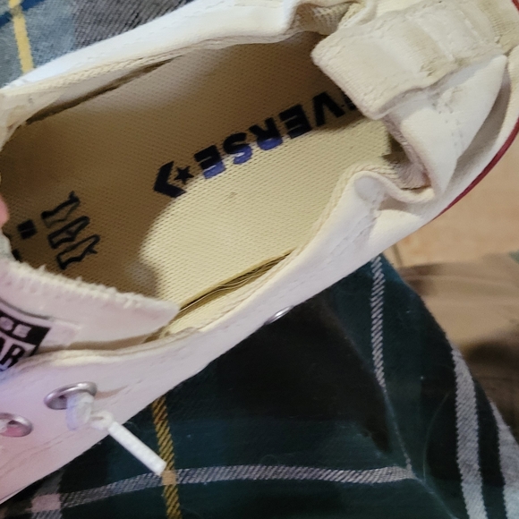 Converse Slip In White Sneakers - Picture 6 of 6